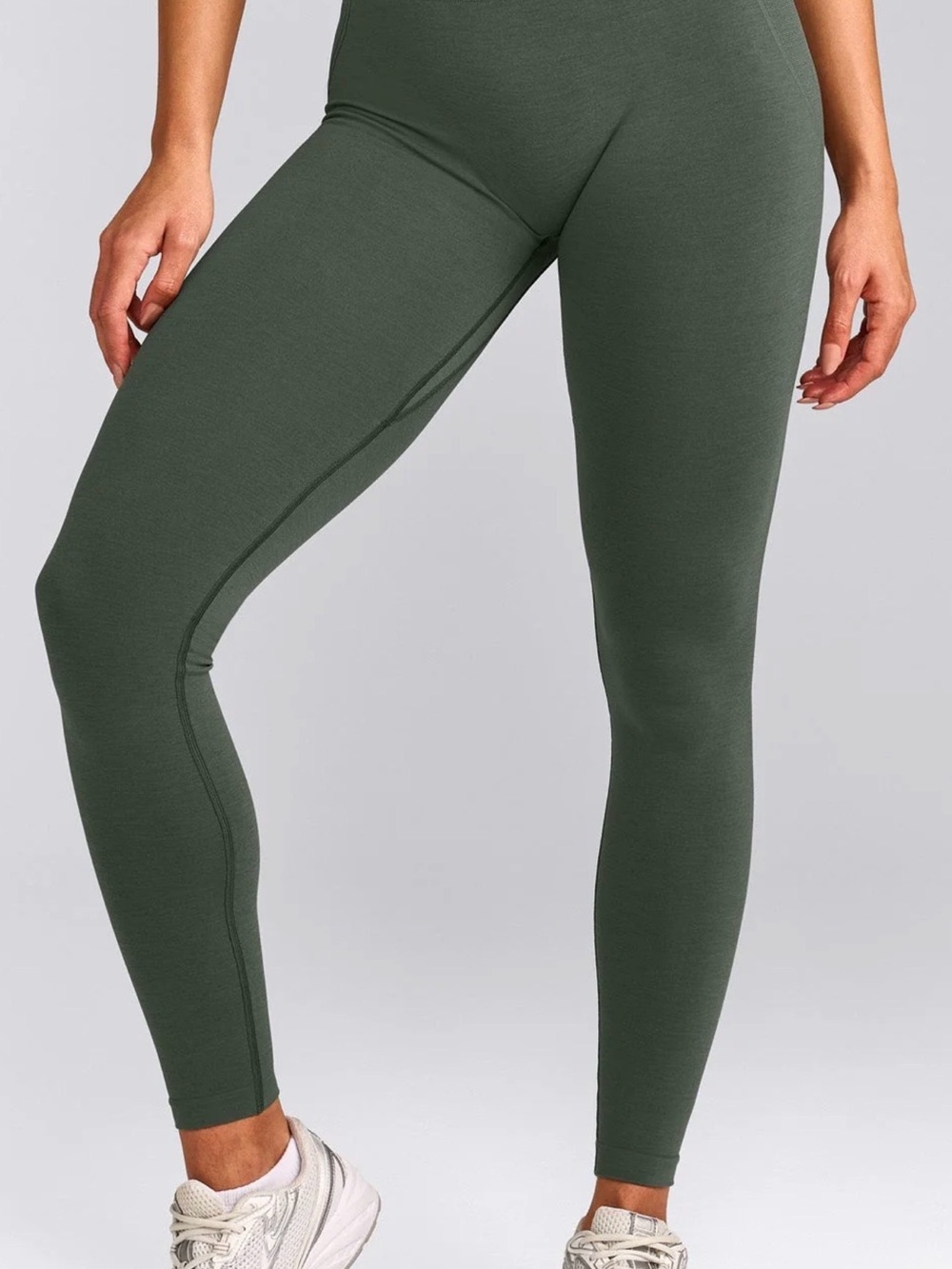Oner Active Effortless Seamless Leggings – Khaki Green – Size M